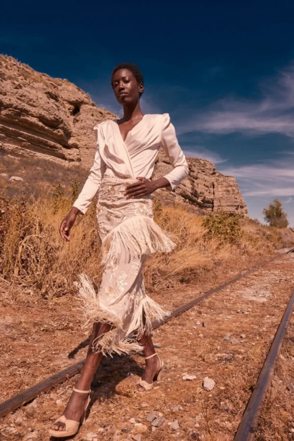 Best FALDA MANILA BEIGE Faldas