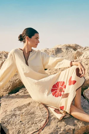 Shop KAFTAN ARMONIAN AMARILLO Vestidos